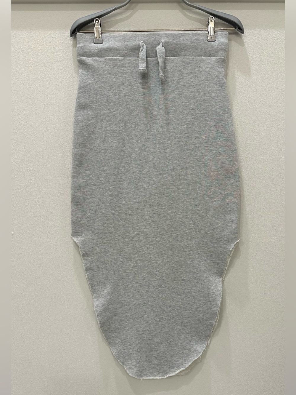 Frank and Eileen Donegal Unforgettable Midi Skirt in Light Gray. Size S